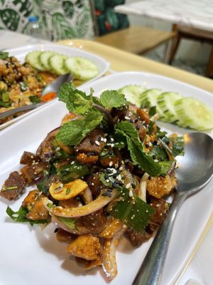 Fav - pork belly   at May Veggie Home Express - ประสานมิตรพลาซ่า in Bangkok