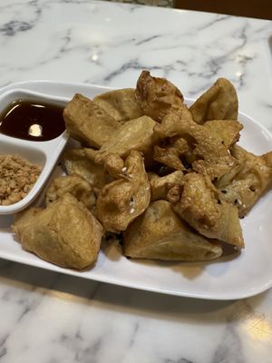 Fried Tofu perfection   at May Veggie Home Express - ประสานมิตรพลาซ่า in Bangkok