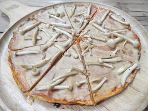 Pizza with Mushrooms at Tea Leaf Vegan Pizza in Koh Phangan