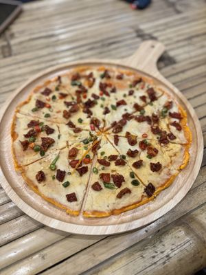 Sun-dried tomato pizza with Vegan cheese  at Tea Leaf Vegan Pizza in Koh Phangan