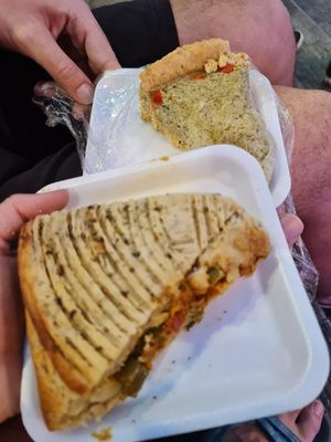 Broccoli and vegan cheese pie and batata and legumes pie (vegan and gluten-free) at Health Valley Barra in Salvador