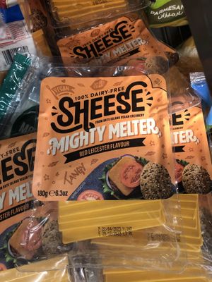 Sheese slices  at Lulu Hypermarket - Mushrif Mall in Abu Dhabi