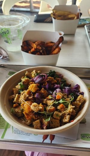 Moroccan lentil bowl at Evos in St Petersburg