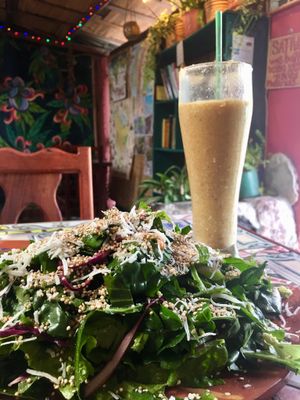 😍👌🏻 at Sativa Studio Cafe in Banos