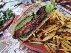 Y para mi el plato estrella...la hamburguesa vegana🥰 at Sativa Studio Cafe in Banos