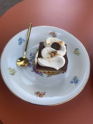 Peanut  at Maison Folius in Carqueiranne