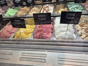  at Eis Casal in Essen