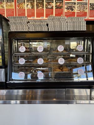 “pastries” (if that’s the word?) with multiple vegan options  #Veganuary at Furnsaj in San Diego