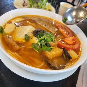  at Ấn Quang Vegie Hut Vietnamese Buddhist Vegetarian Restaurant in Cairnlea