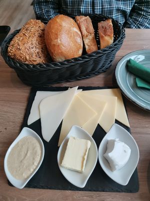 Veganes Frühstück at David's Cafe in Dusseldorf