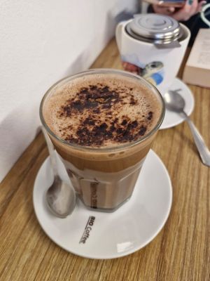 Hot chocomilk at La Gata Insubmisa in Tarragona