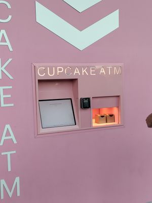 "" at Sprinkles Cupcakes in San Ramon