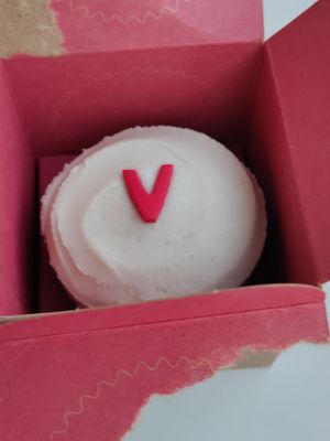 "" at Sprinkles Cupcakes in San Ramon