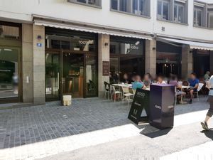Outdoor seating at roots - Münstergasse in Zurich