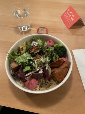 Protein salad/bowl  at roots - Münstergasse in Zurich