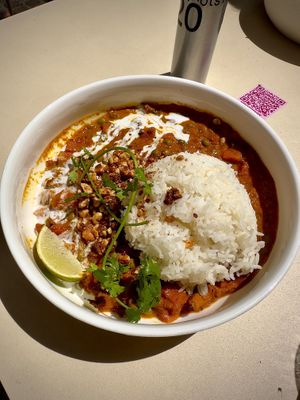 The tikka masala was delicious!! at roots - Münstergasse in Zurich