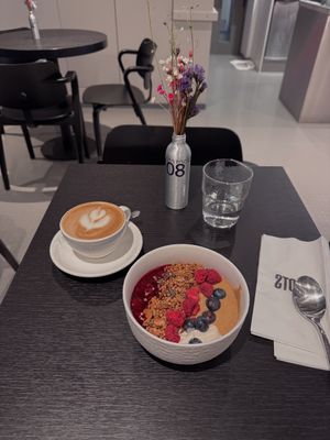   at roots - Münstergasse in Zurich