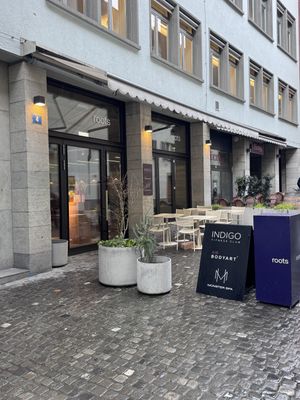   at roots - Münstergasse in Zurich