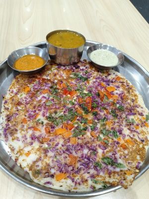 Vegetable oothappam $7 at Annalakshmi Cafe in Central Singapore