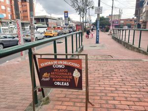  at Almond Ice Cream in Bogota