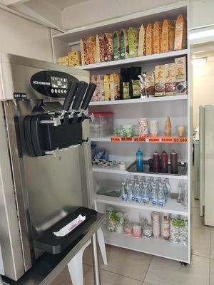  at Almond Ice Cream in Bogota