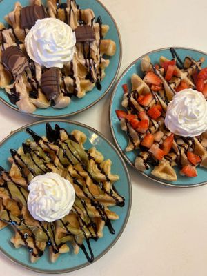 All of our waffles are available vegan 🌱 at Sugar & Spice by S in Coventry