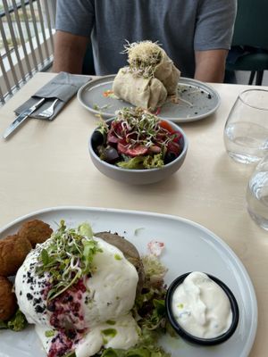 Dürüm und Ofenkartoffel mit Falafel  at Restaurant Nordlicht in Kaltenkirchen