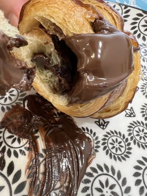 Cornetto con nocciolata  at Pasticceria Dosa in Milan