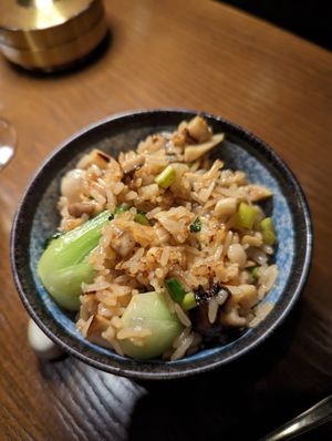 Protein of stone bowl rice at Shi Restaurant in Dubai