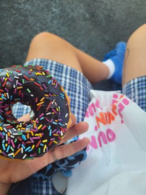 Donut chocolat at Dunkin' - Cornavin in Geneva