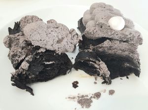 Pearls in the Mud (croissant) - inside at Veganuary - 비거뉴어리 in Incheon