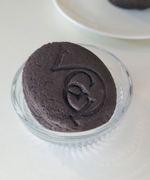 Complimentary cookies at Veganuary - 비거뉴어리 in Incheon