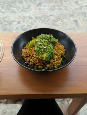 Rice curry with Avocado at Dumplings & Noodles in Vilcabamba