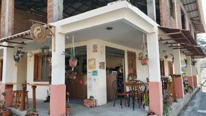  at Dumplings & Noodles in Vilcabamba