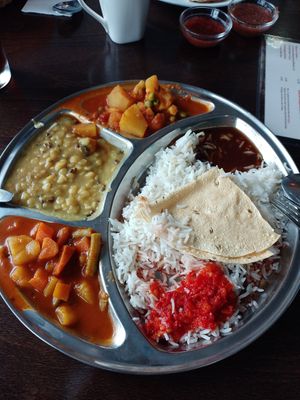 Thali 2 at Trimurti in Kassel