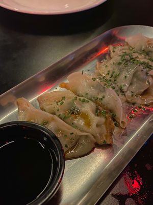 Gyosas  at Chachan in Santiago