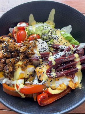 Bowl  at Gustav Grün in Canggu