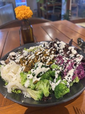 Nut free gluten free soy schwarma ! #Veganuary at Gustav Grün in Canggu