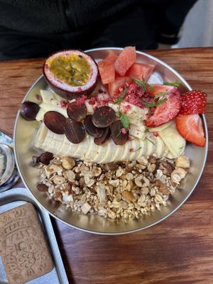 Yogurt bowl  at Plantbar Jacqueline in Borgerhout