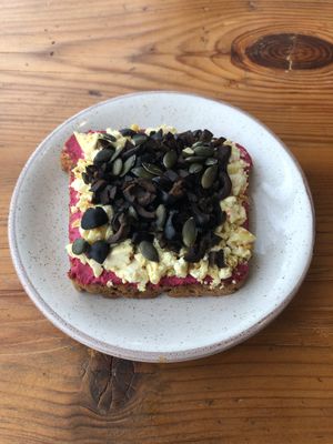 Tofu and beetroot hummus toast at Sweet Greens Restaurant in Abu Dhabi