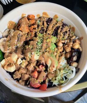 Lil Spice Bowl at Kombu Vegan in Bilbao