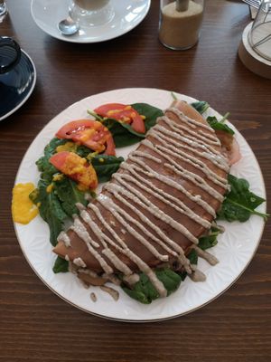 Gefüllte Omelette at Café Naiv in Innsbruck
