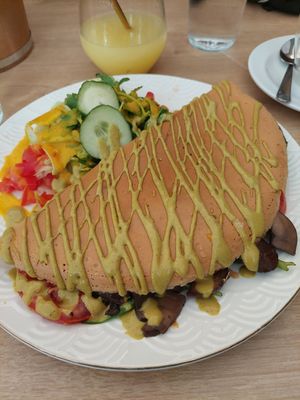 kichererbsenomelette at Café Naiv in Innsbruck