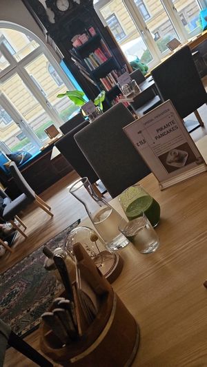  at Café Naiv in Innsbruck