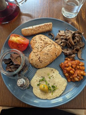  at Café Naiv in Innsbruck