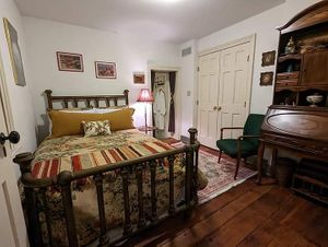  at The Epochary Inn in Ambridge