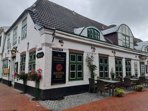 On the corner, looks very traditional at Hotel Zur Alten Post in Busum