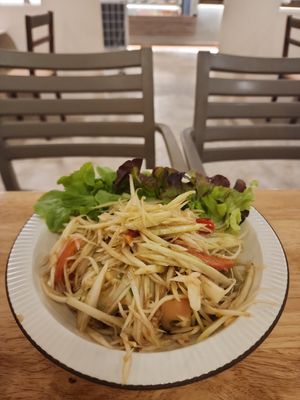 Isan-style papaya salad at Kem-Kon - Khon Kaen (เข้ม-ข้น ขอนแก่น) in Khon Kaen