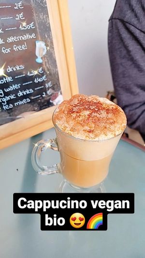 Vegan drinks at A Padaria in Aljezur