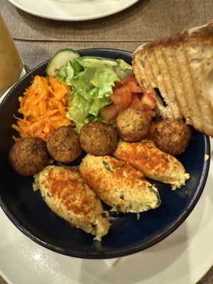   at Nha Gost in Santa Maria